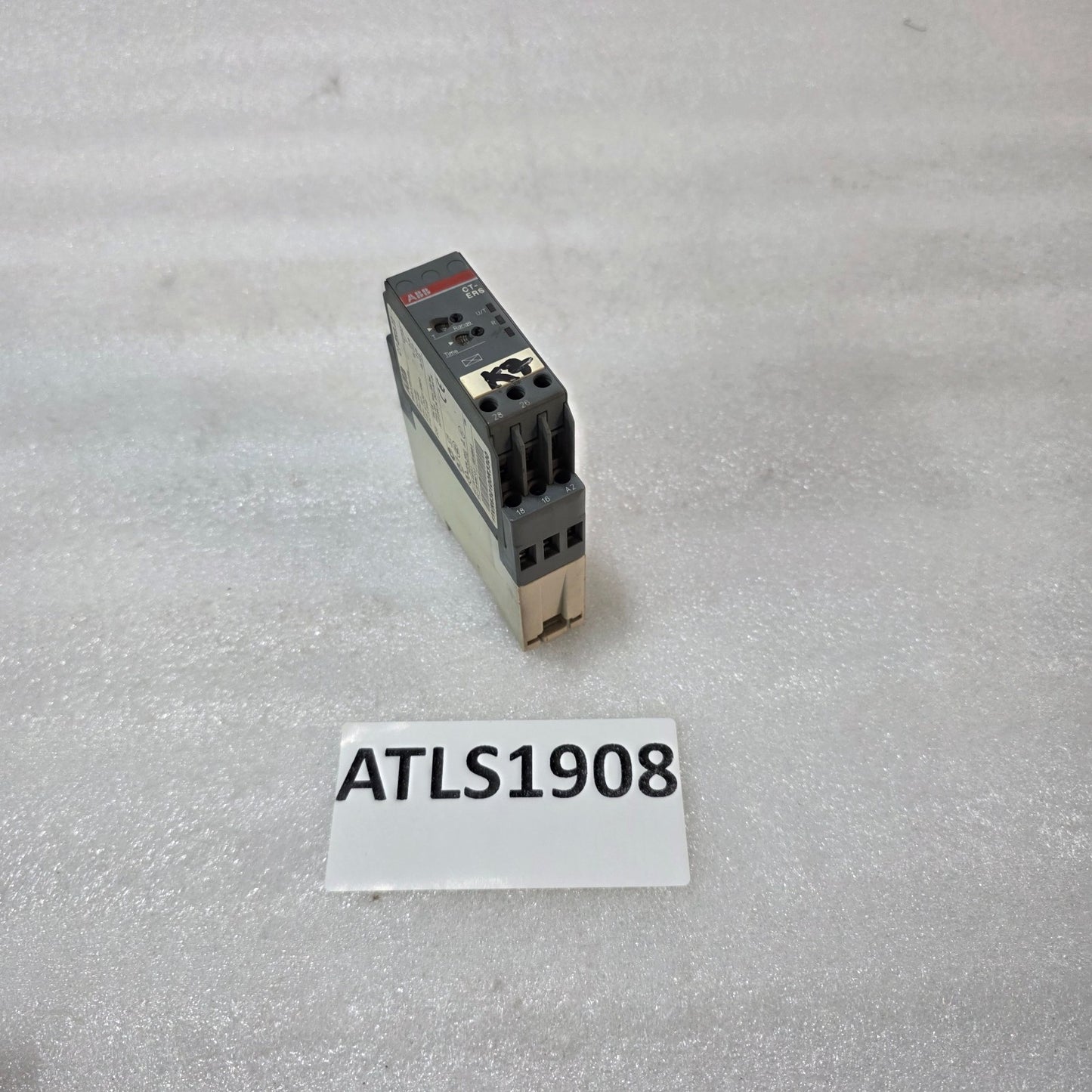 ABB CT-ERS.22 ON-DELAY TIME RELAY 1SVR630100R3300