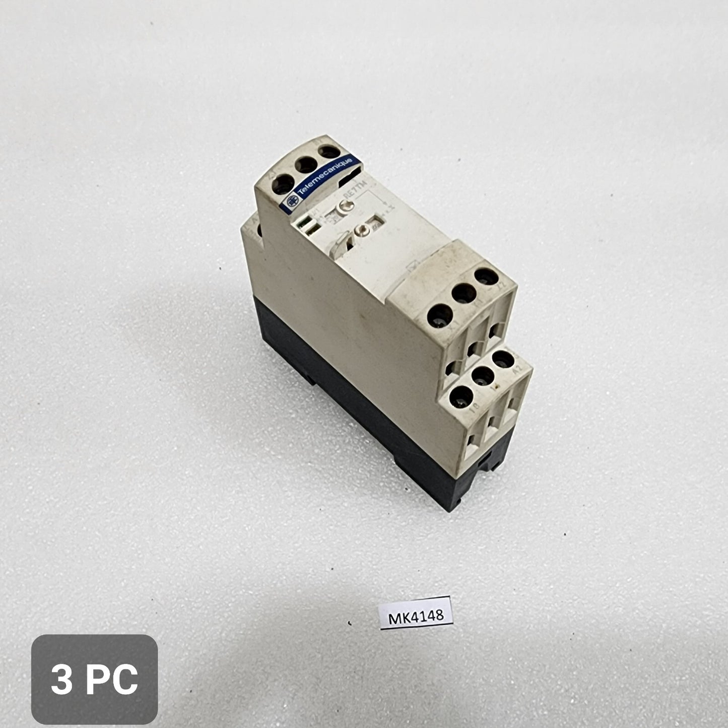 RE7TM11BU ON-DELAY TIMING RELAY 110-240VAC/24VAC-DC/42-48VAC-DC