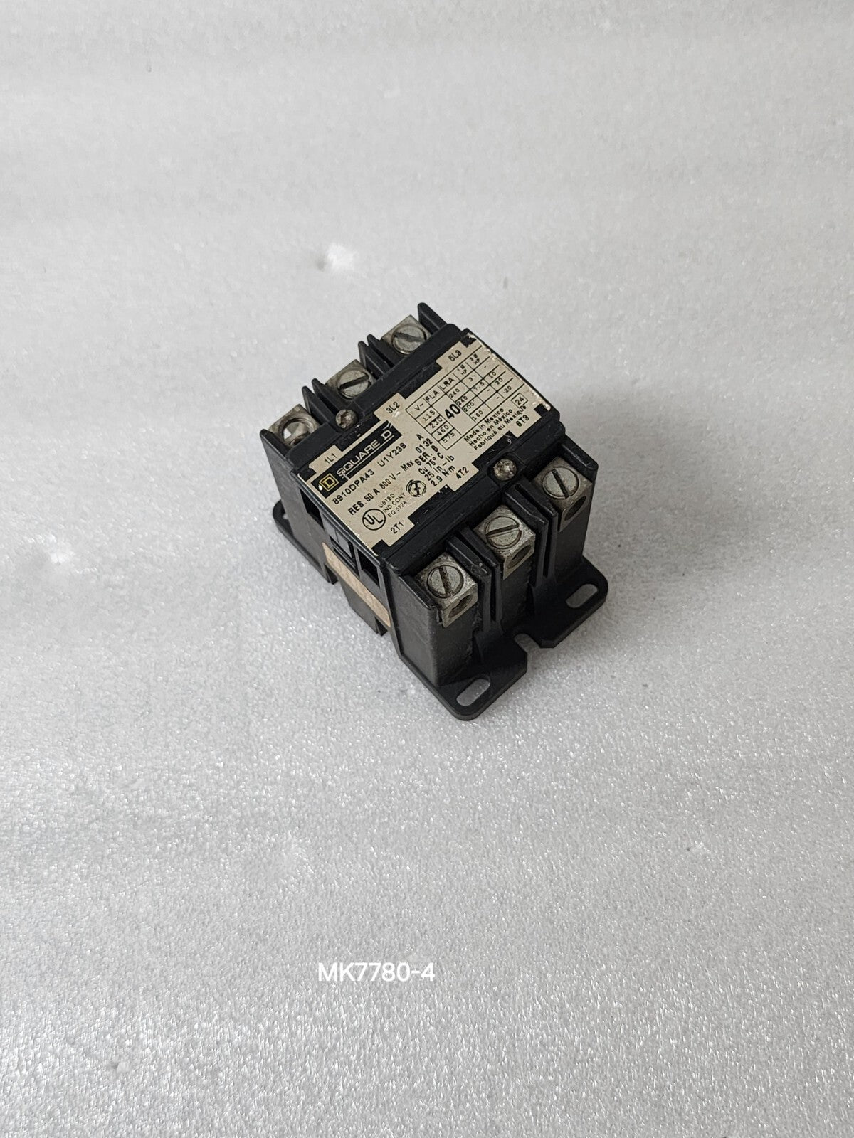 SQUARE D 8910DPA43 3-POLE CONTACTOR 40A COIL VOLTAGE 110-120V