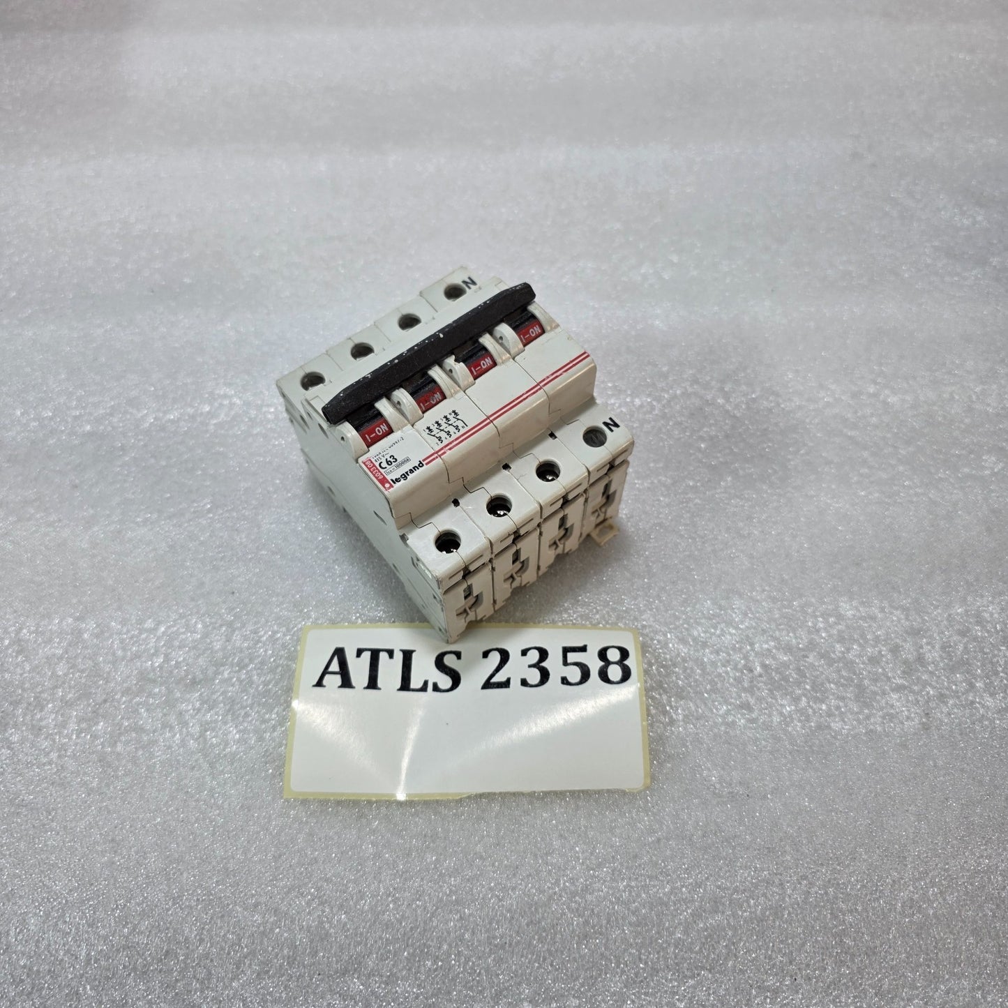 LEGRAND C63 63A 4 POLE MCB 415V 10KA CIRCUIT BREAKER