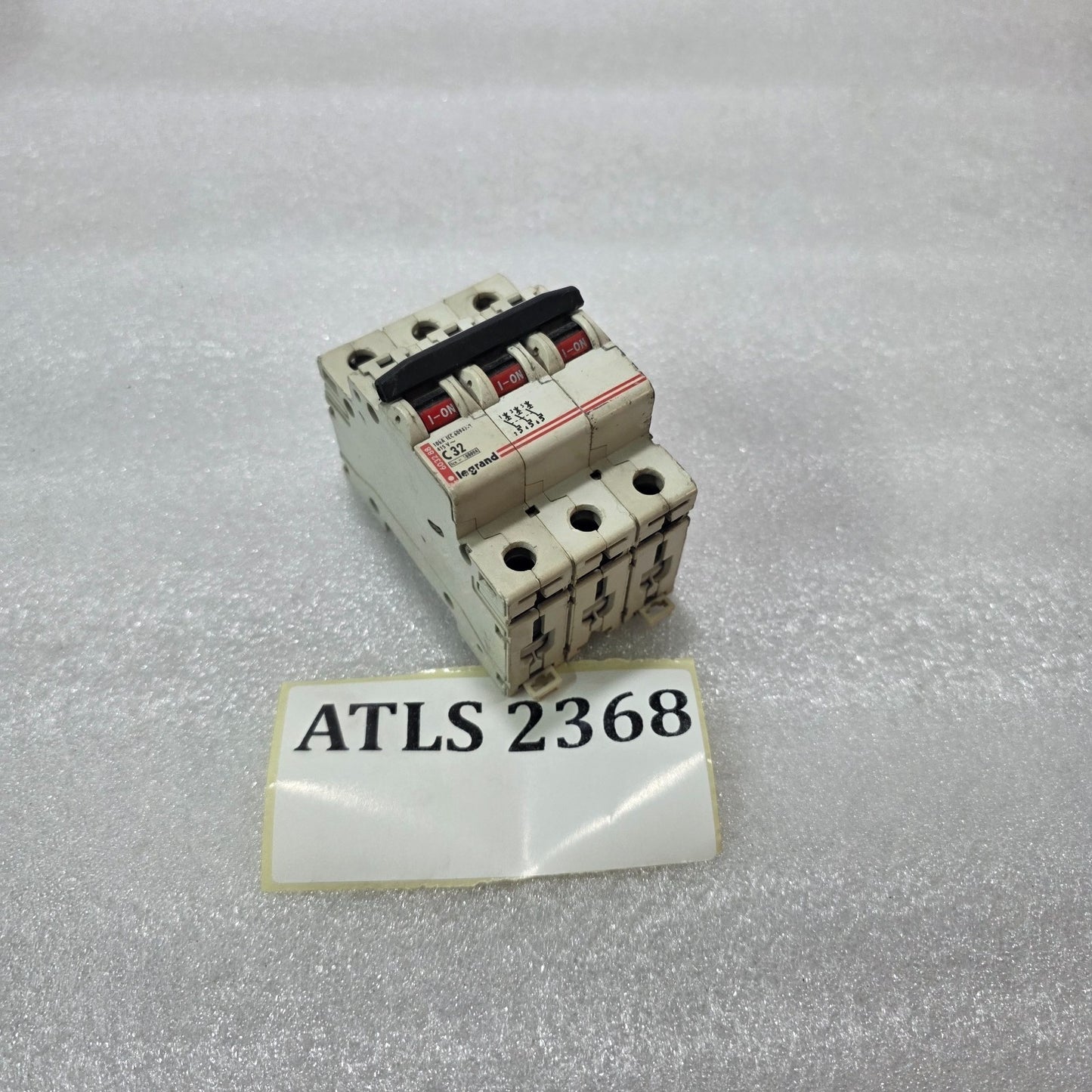 LEGRAND C32 3 POLE MCB 415V 10KA MINIATURE CIRCUIT BREAKER | 6032 88