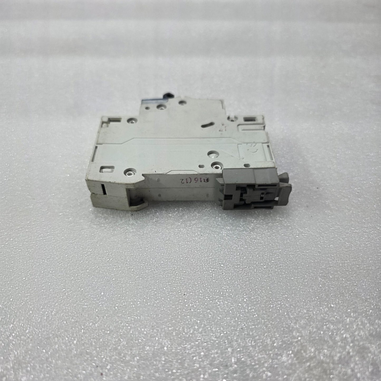 LEGRAND TX3 B16 SINGLE POLE MCB 16A 6KA MINIATURE CIRCUIT BREAKER | 403357