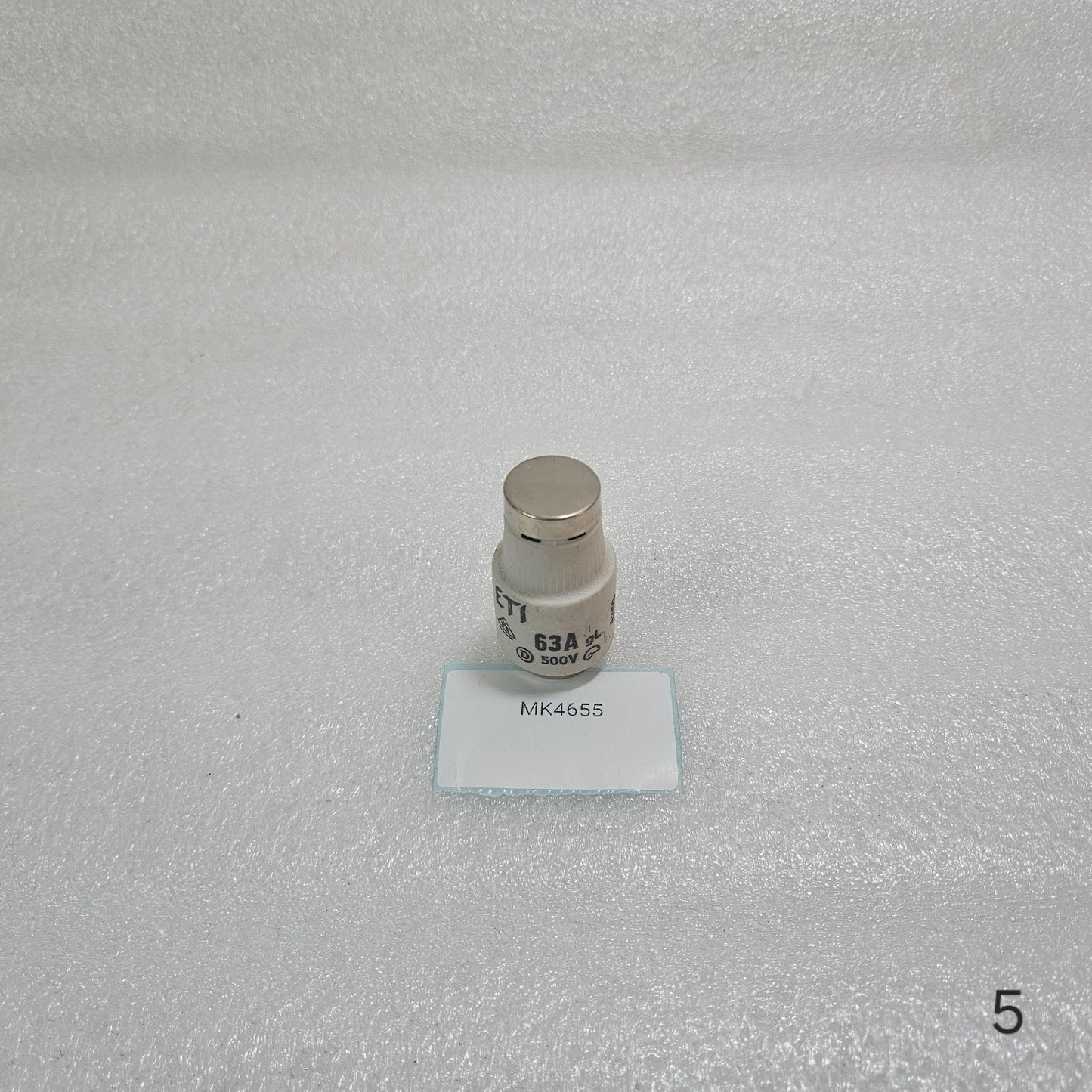 ETI 63A 500V D-TYPE CERAMIC BOTTLE FUSE INDUSTRIAL DIAZED SCREW FUSE