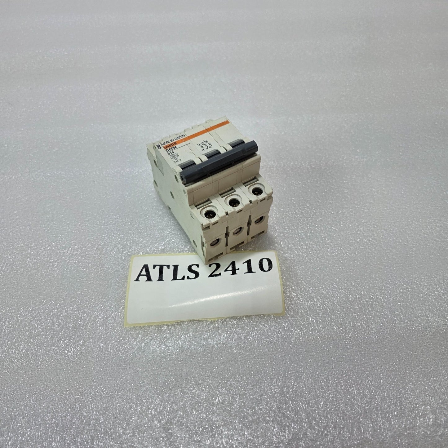 MERLIN GERIN MULTI 9 C60N D10 3 POLE MINIATURE CIRCUIT BREAKER MCB 10A 400V 6KA