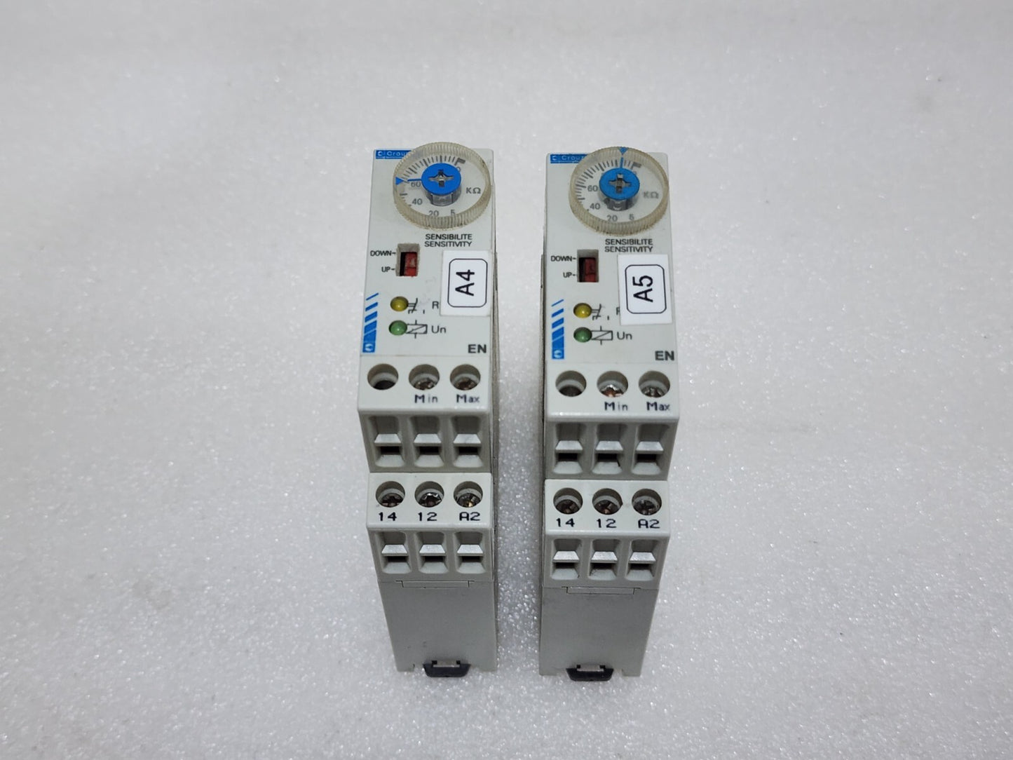 CROUZET 84870004 LIQUID LEVEL CONTROLLER 230VAC
