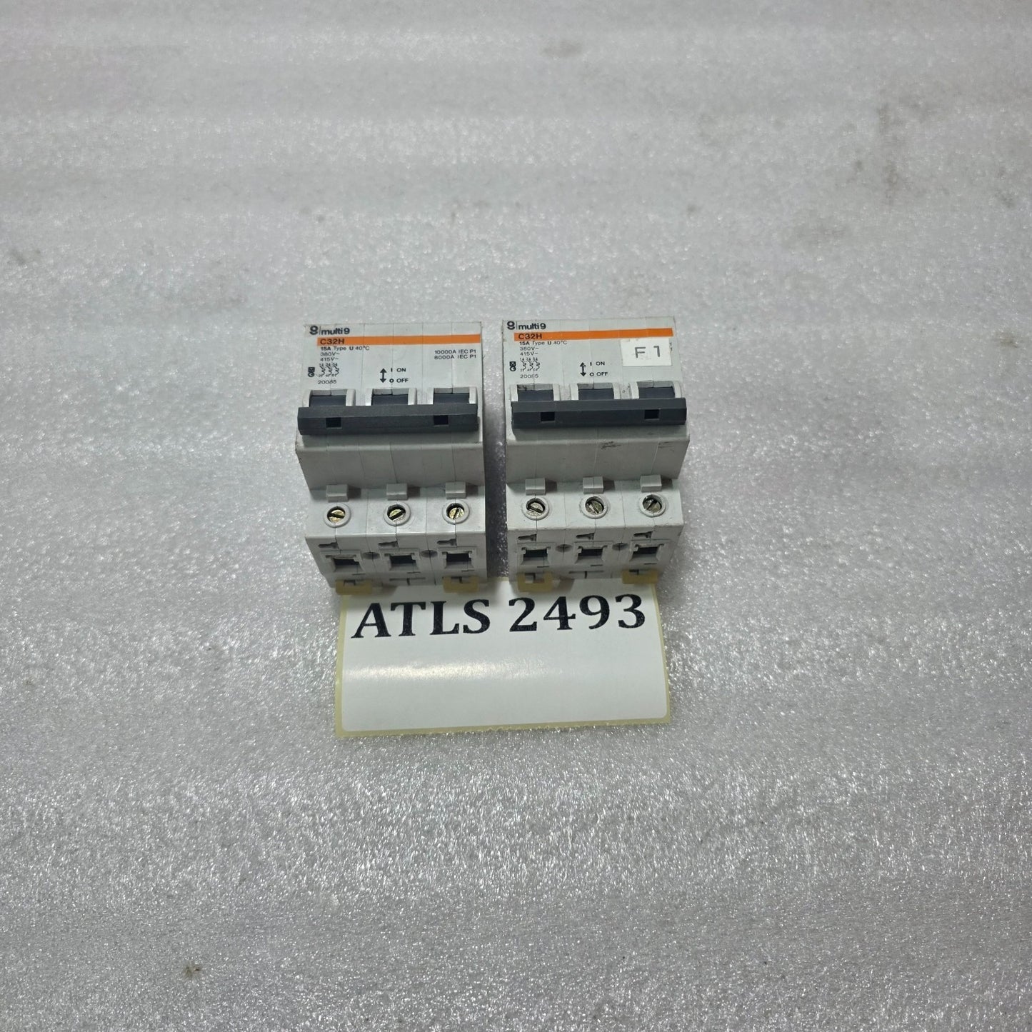 MERLIN GERIN MULTI9 C32H 15A 3 POLE MCB 380V INDUSTRIAL MINIATURE CIRCUIT BREAKE