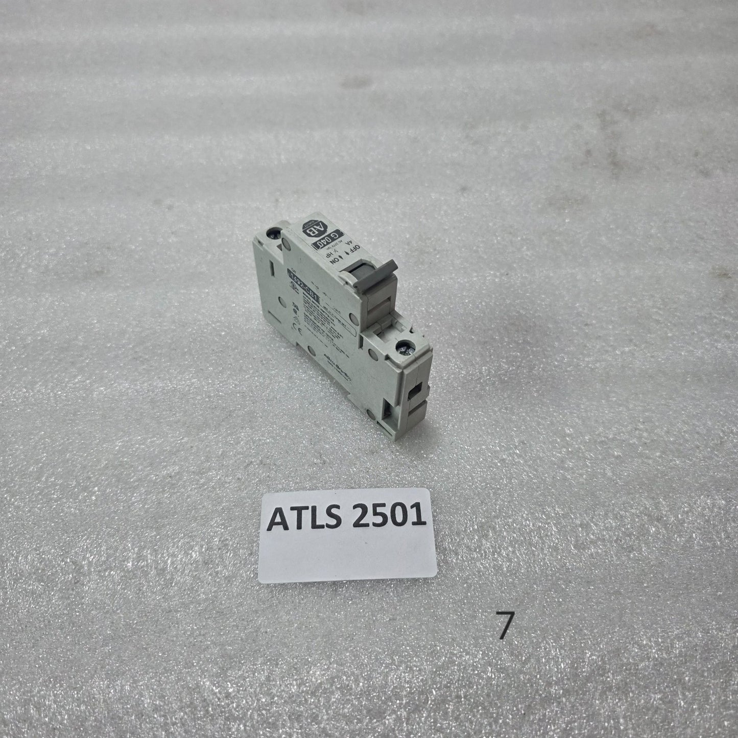 ALLEN BRADLEY 1492-CB1G040 MANUAL MOTOR CONTROLLER 4A CIRCUIT BREAKER 277VAC