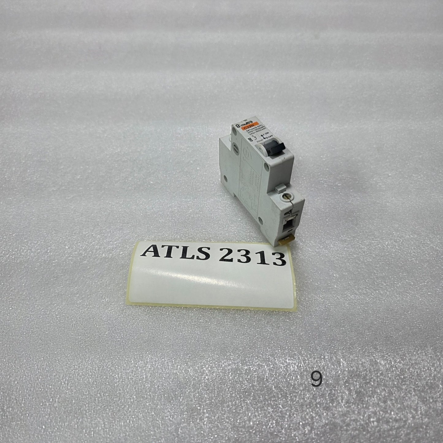 MERLIN GERIN MULTI9 C32H 2A SINGLE POLE MCB 10KA DIN RAIL CIRCUIT BREAKER 220/24