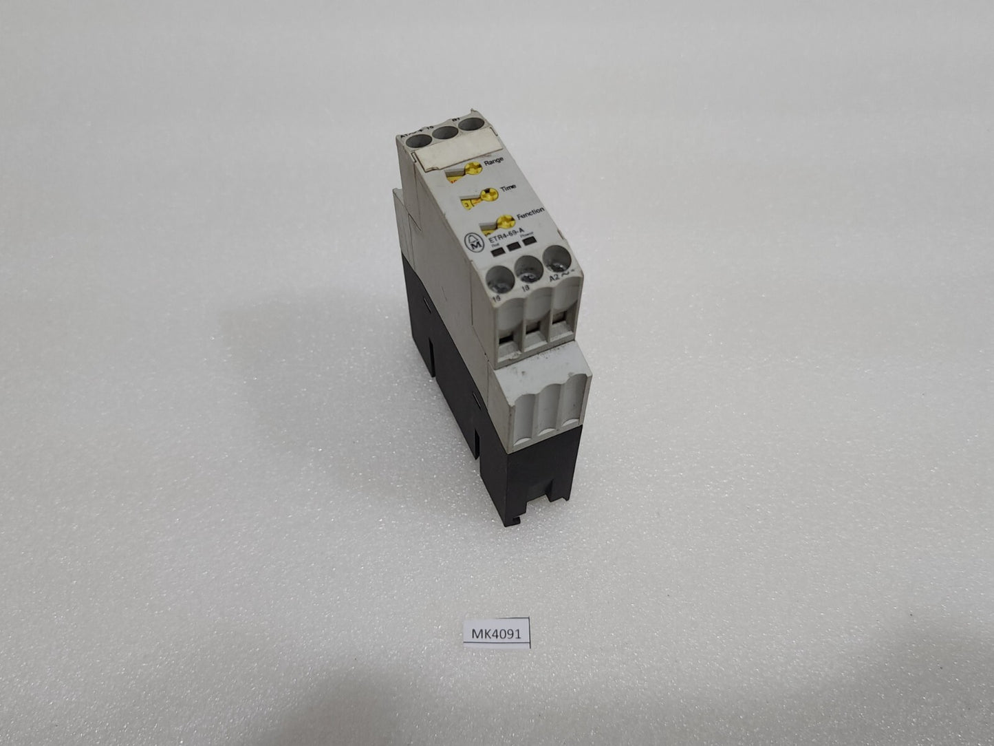 MOELLER ETR4-69-A MULTIFUNCTION TIMER RELAY 24-240VAC/24-240VDC 0.05S-100H