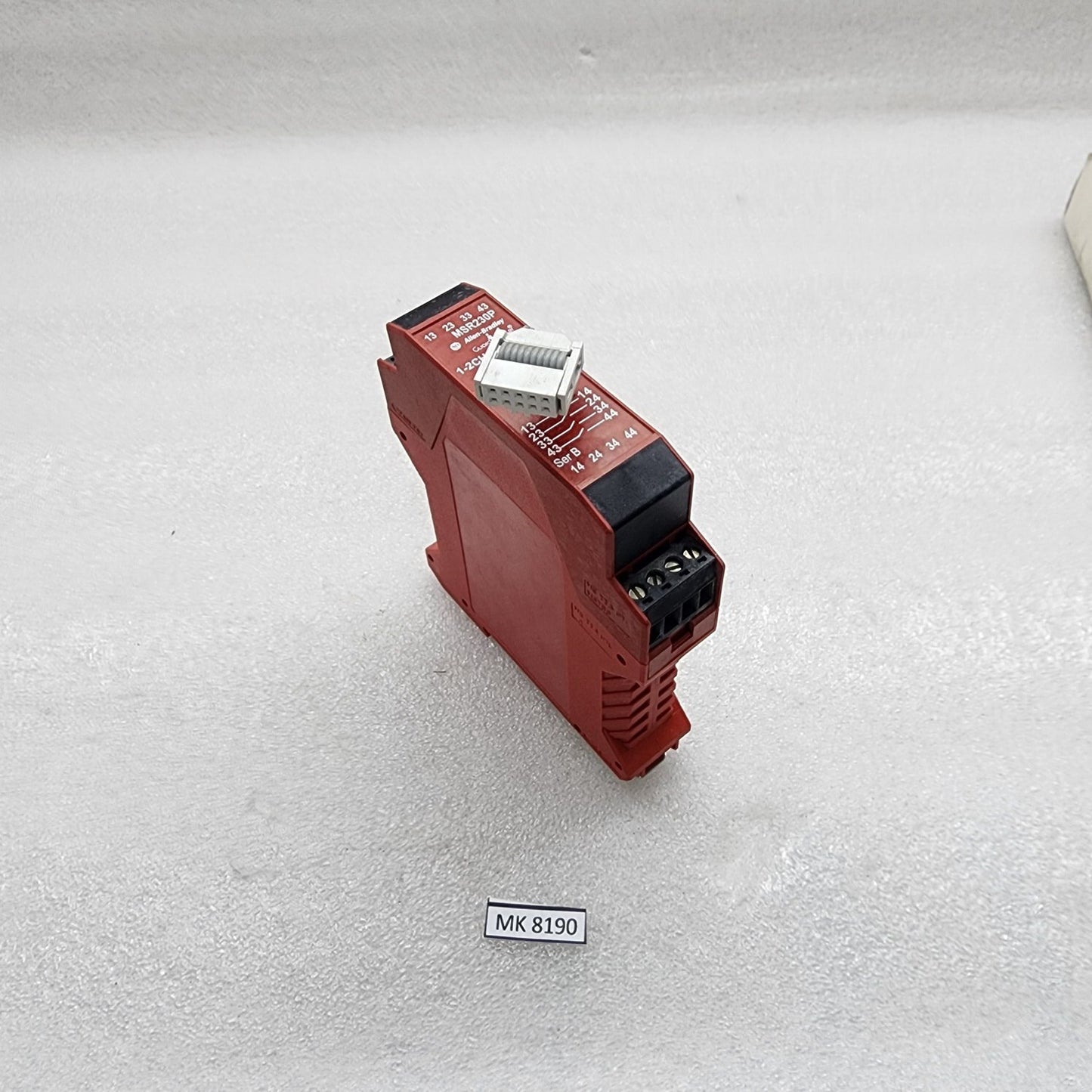 ALLEN BRADLEY CAT 440R-H23180 SAFETY RELAY GUARD MASTER MSR230P 24VDC