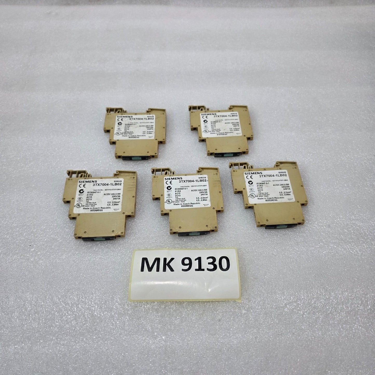 SIEMENS SIRIUS 3TX7004-1LB02 INTERFACE RELAY – 24V AC/DC COIL, 230V 3A INDUSTRIA