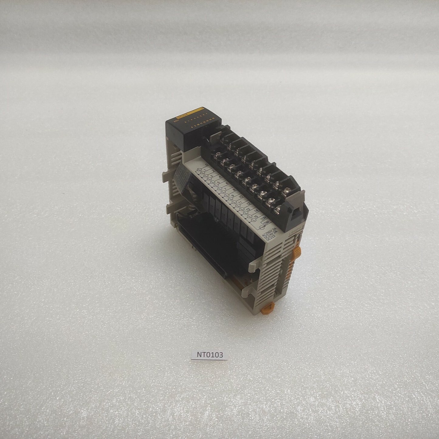 OMRON CQM1-OC222 OUTPUT UNIT