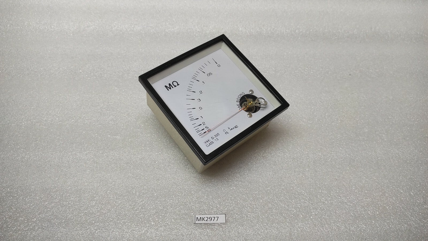 DAE BOONG D-300 MEGA OHM METER