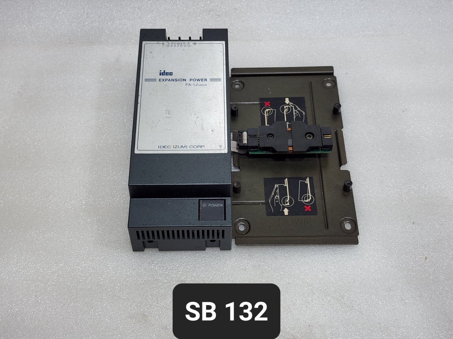 IDEC PFJ-PS1DCU EXPANSION POWER SUPPLY UNIT 24V DC