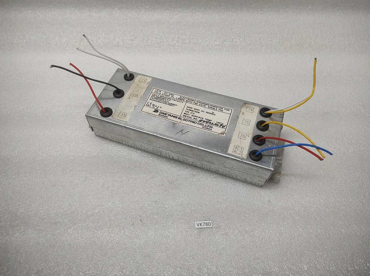 DAEYANG ELECTRIC DY-240I ELECTRONIC CHARGER - INVERTER FOR COLD START FL.LAMPS 2