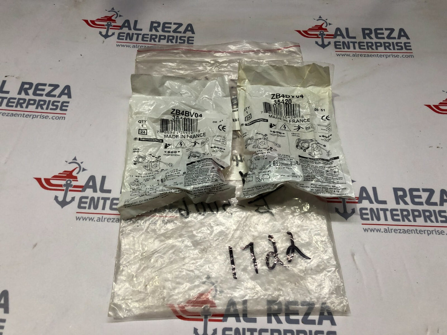 TELEMECANIQUE SE ZB4BV04 RED PILOT LIGHT 35420 LOT OF 4 UNIT