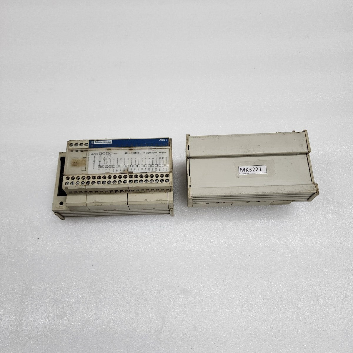 TELEMECANIQUE ABE7-H16R11 I/O SUB BASE