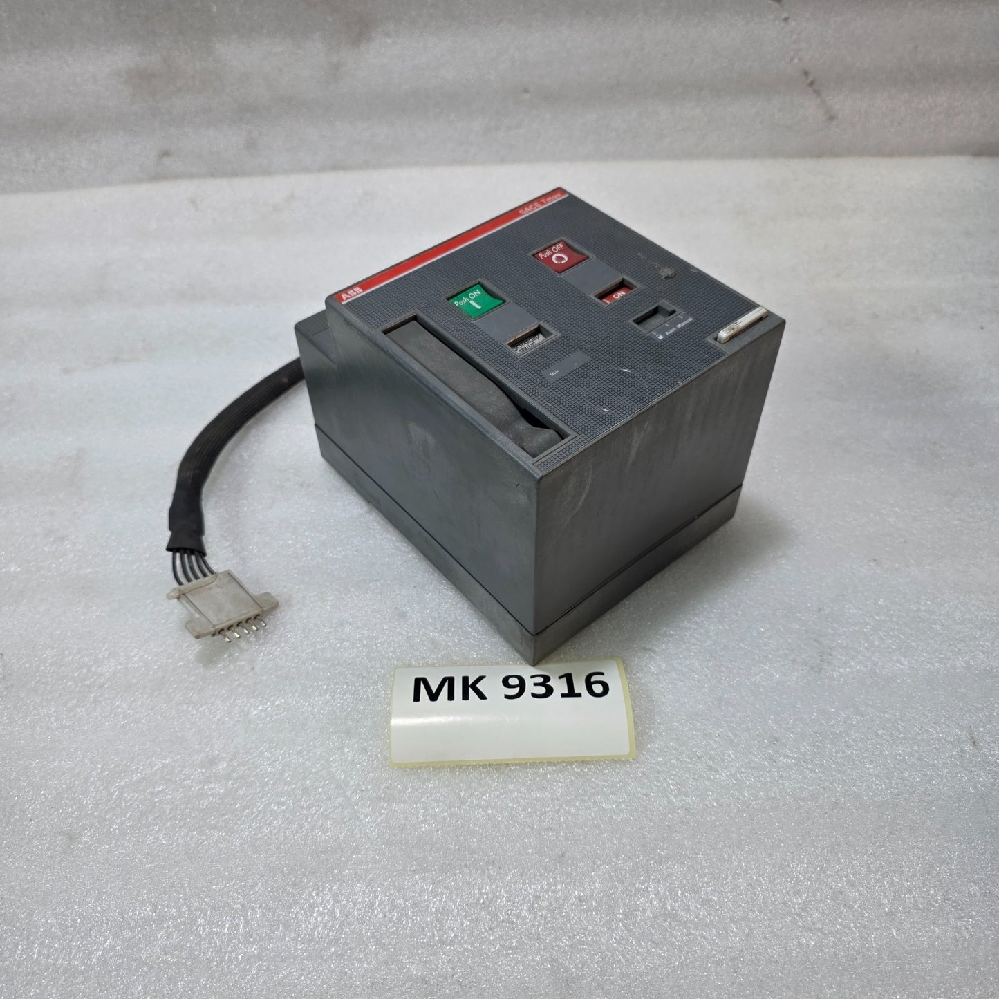 ABB SACE TMAX MOTOR OPERATOR CONTROL UNIT | MCCB REMOTE ON/OFF MODULE | 220–250V