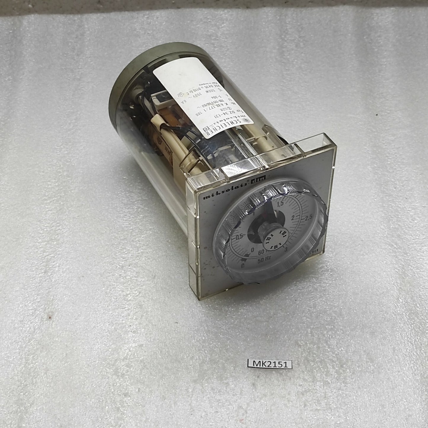 SCHLEICHER DZ 34-131 TIMER RELAY K632177/1-106 110-115V 1-30SEC