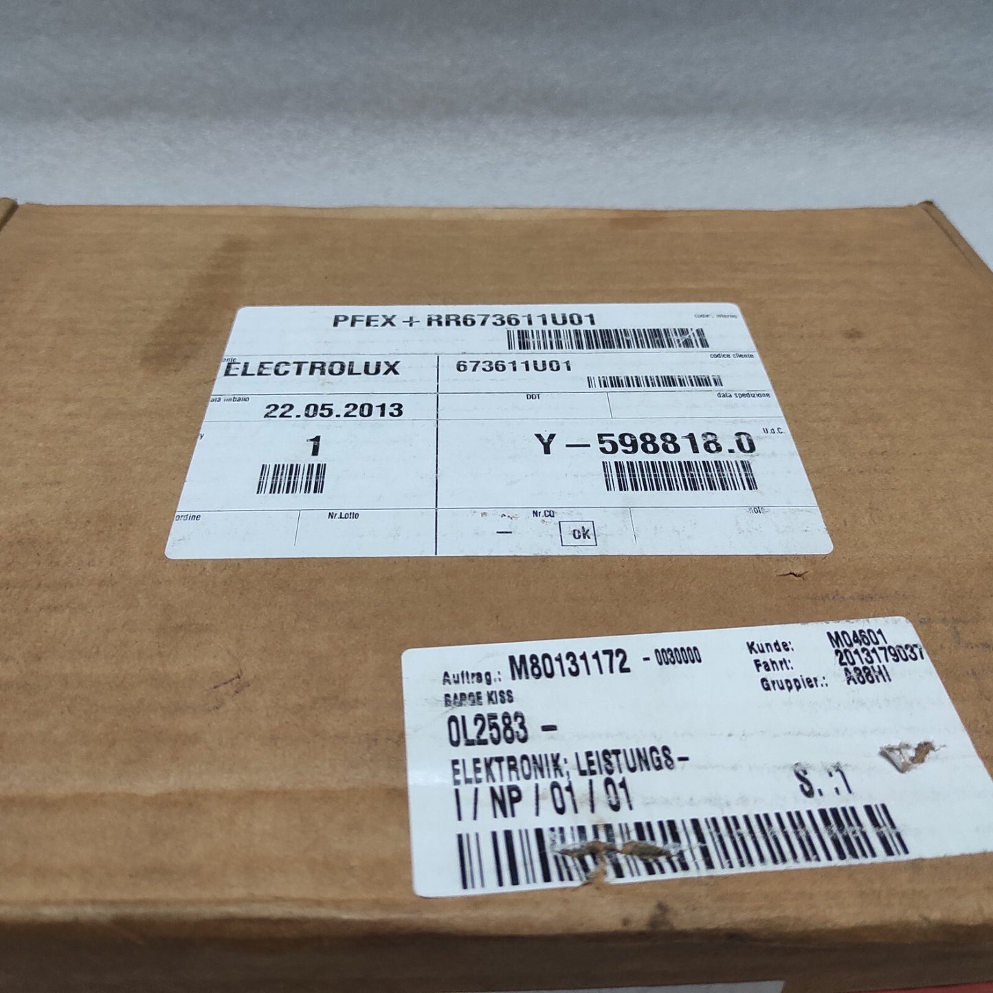 ELECTROLUX 0L2583 MAIN PC BOARD 673611U01 EUTRON