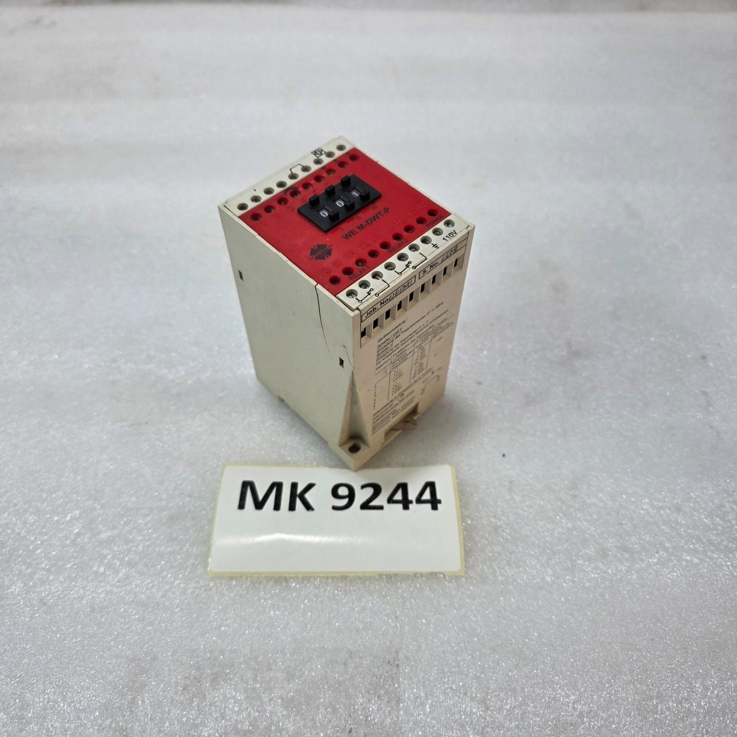 OSNA ELECTRONICS WE M-DWT-P DIGITAL TIME SWITCH TIMER RELAY 110V AC DUAL RELAY O