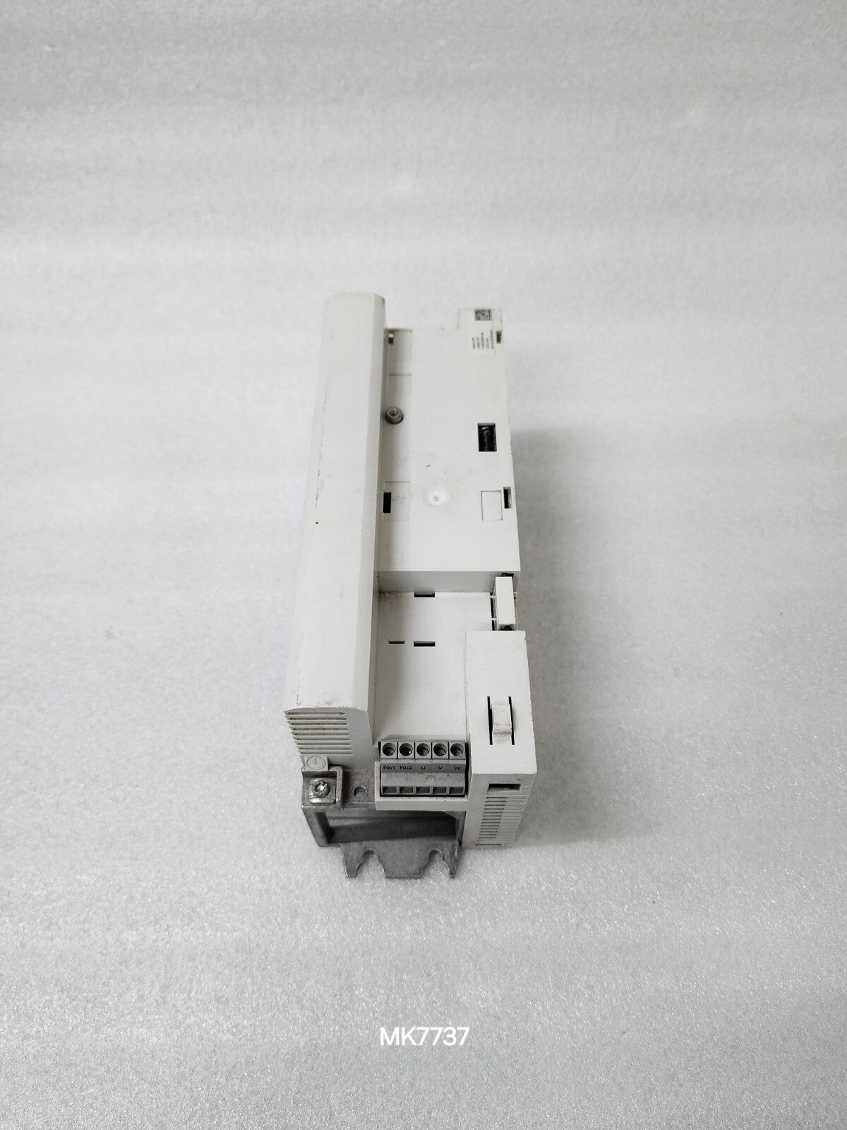 LENZE I55BE240F10V11000S INVERTER DRIVE 4KW/5HP 0-400/480V