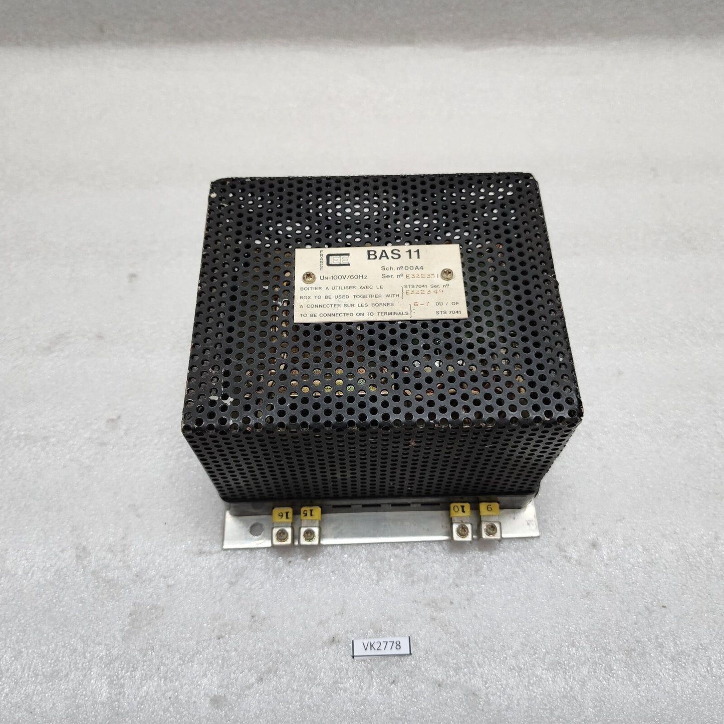CEE BAS 11 00A4 100V