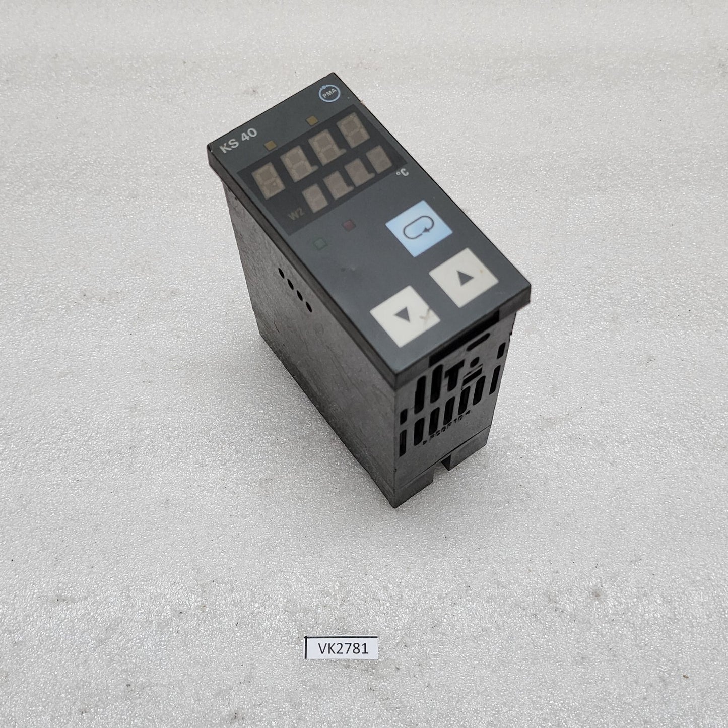 PMA KS 40 TEMPERATURE CONTROLLER 940440749211 115-230V TYPE 9404 407 49211