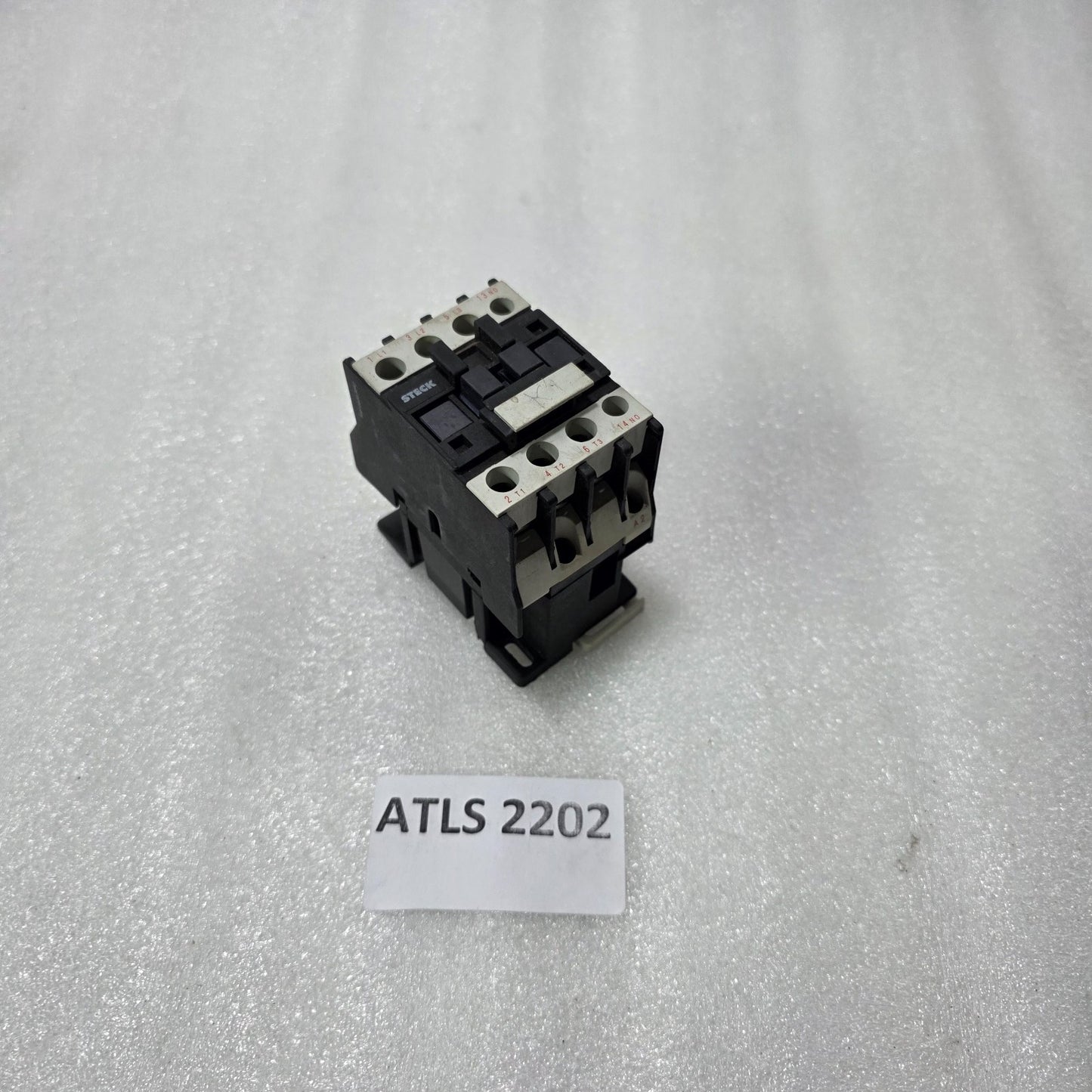 STECK S-D118A10M AC CONTACTOR 18A 3 POLE | COIL 220V 50/60HZ | 4–10KW MOTOR CONT