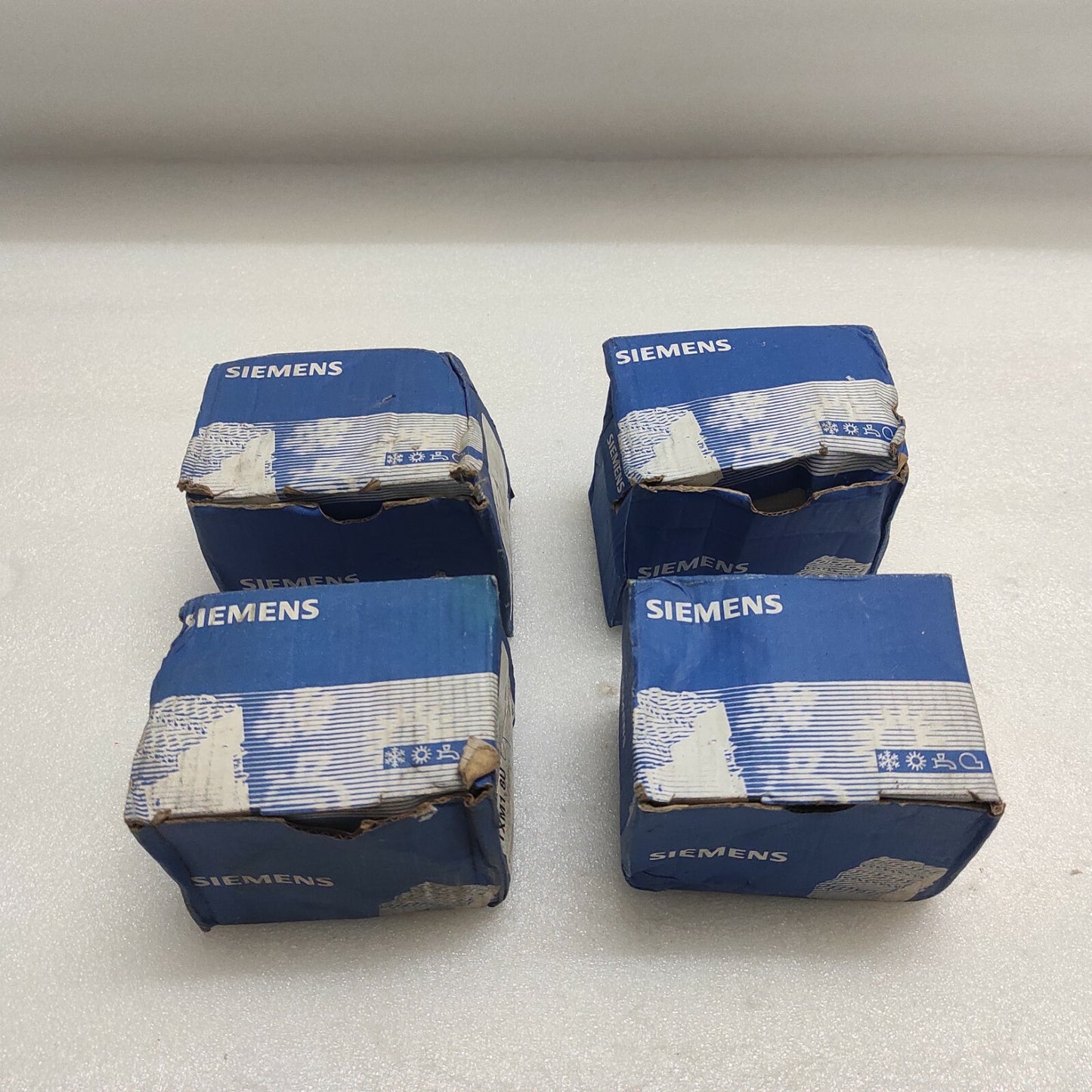 SIEMENS TXM1.8U 8-CH UNIVERSAL I/O MODULE