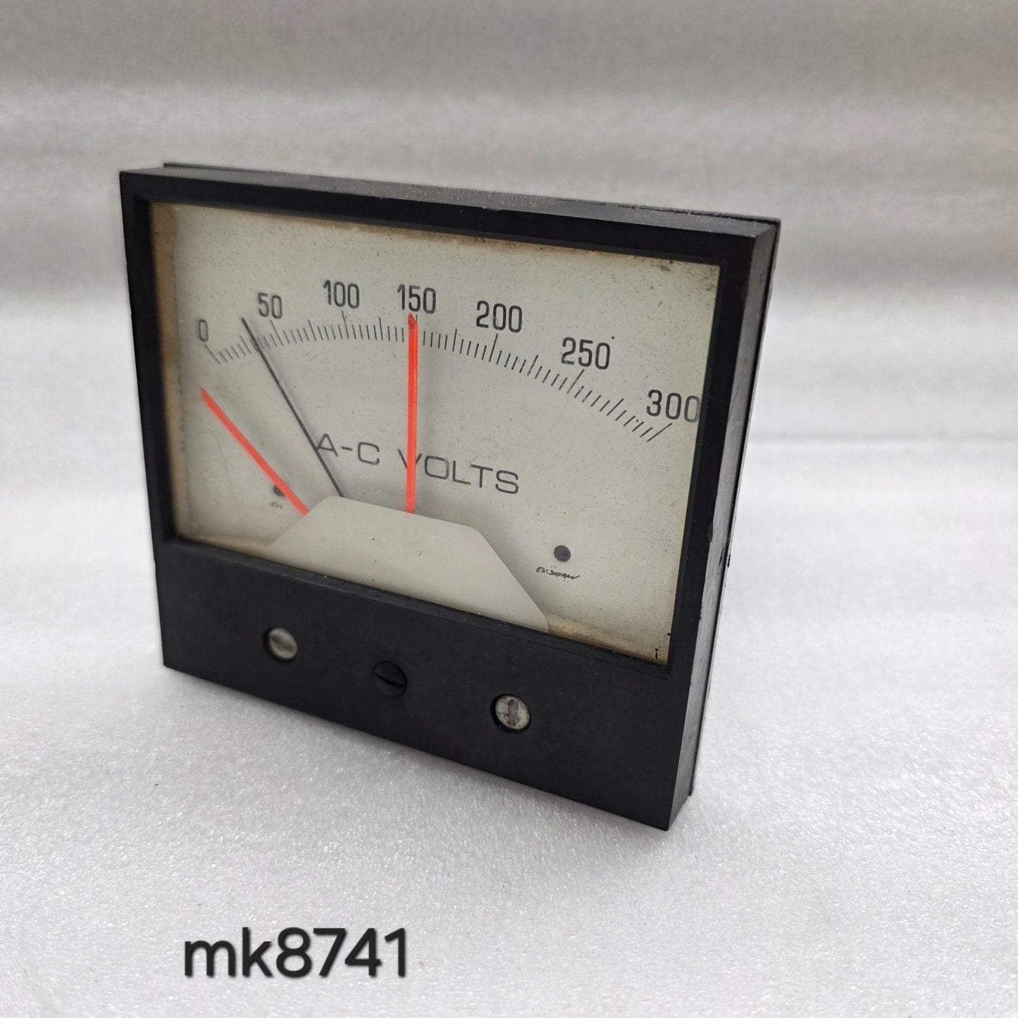 CROMPTON 239-302A-HHXX-AC AC VOLTS METER 120V
