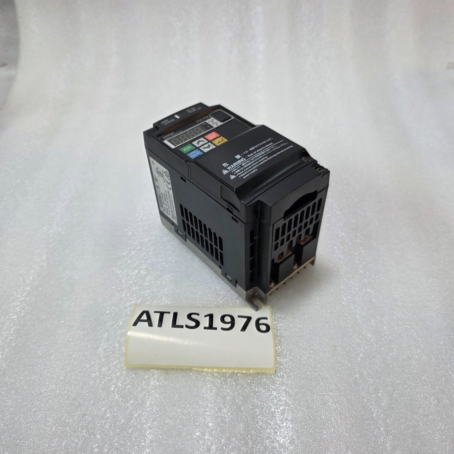OMRON 3G3MX2-AB002-E INVERTER DRIVE 200-240V 1 PHASE TO 3 PHASE VFD 0.1-580HZ