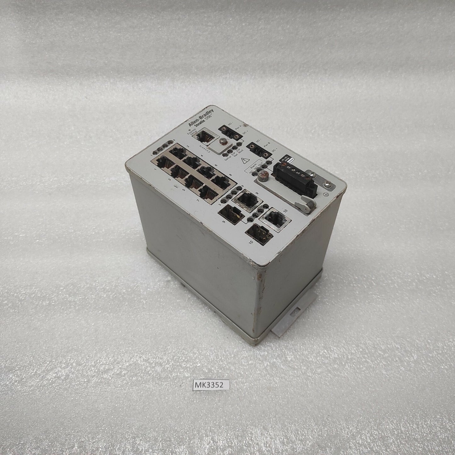 ALLEN BRADLEY STRATIX 5700 ETHERNET SWITCH 1783-BMS10CL
