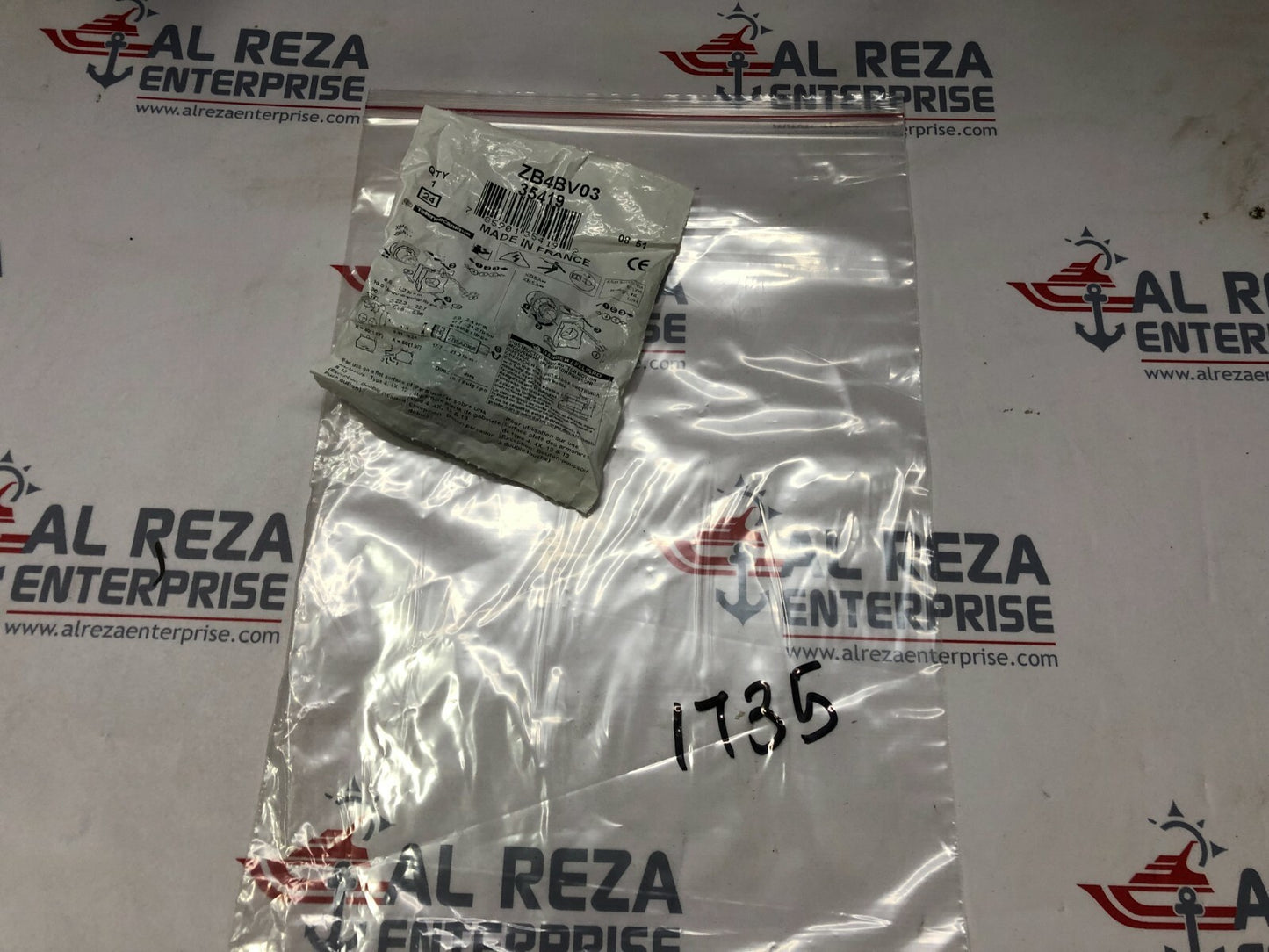 TELE ZB4BV03 GREEN PILOT LIGHT 35419 SE LOT OF 4 UNIT
