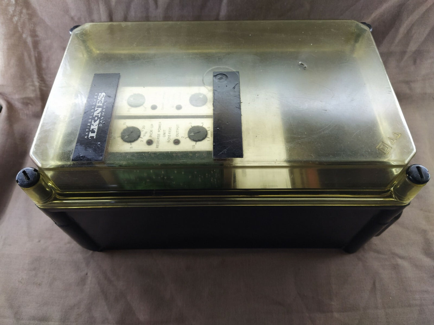 Neselco 601 E 4000 Generator Protection Relay 601E4000