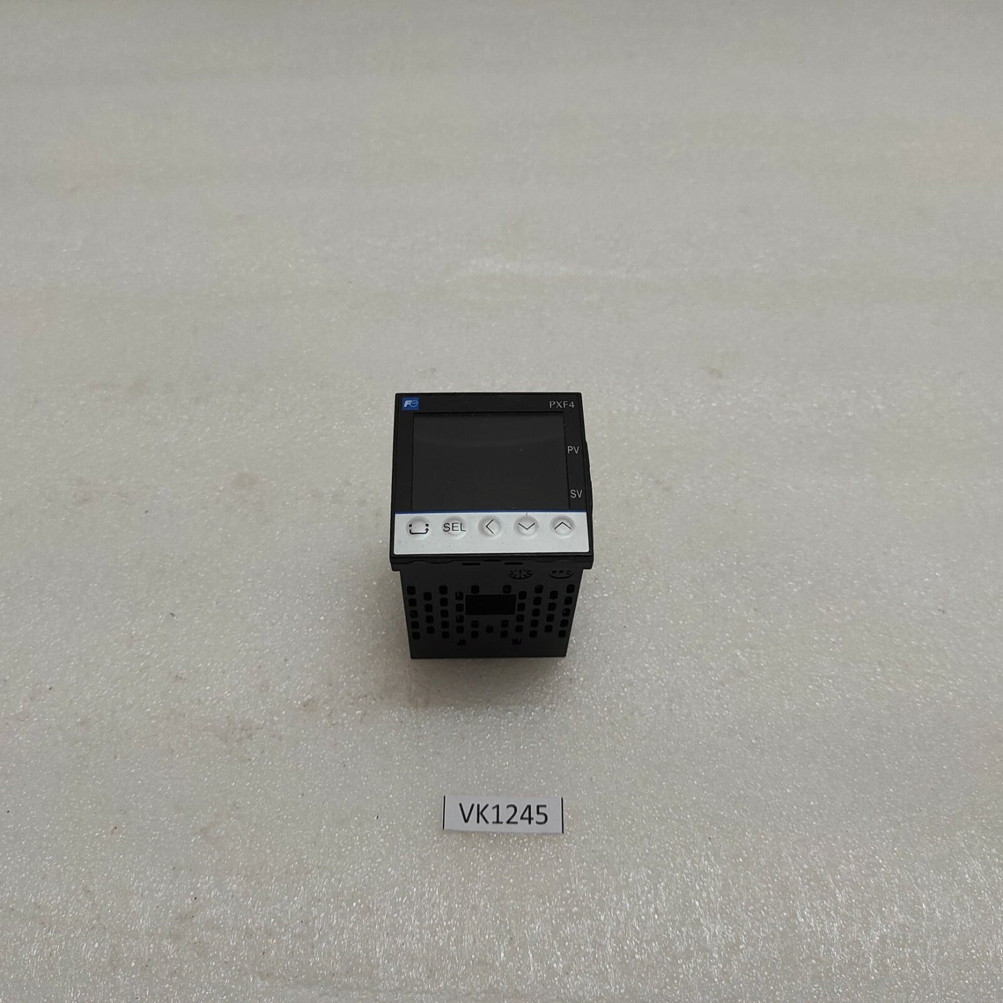 FUJI ELECTRIC PXF4 TEMPERATURE CONTROLLER PXF4AAY2-1VY00-P 100-240V 48X48 MM