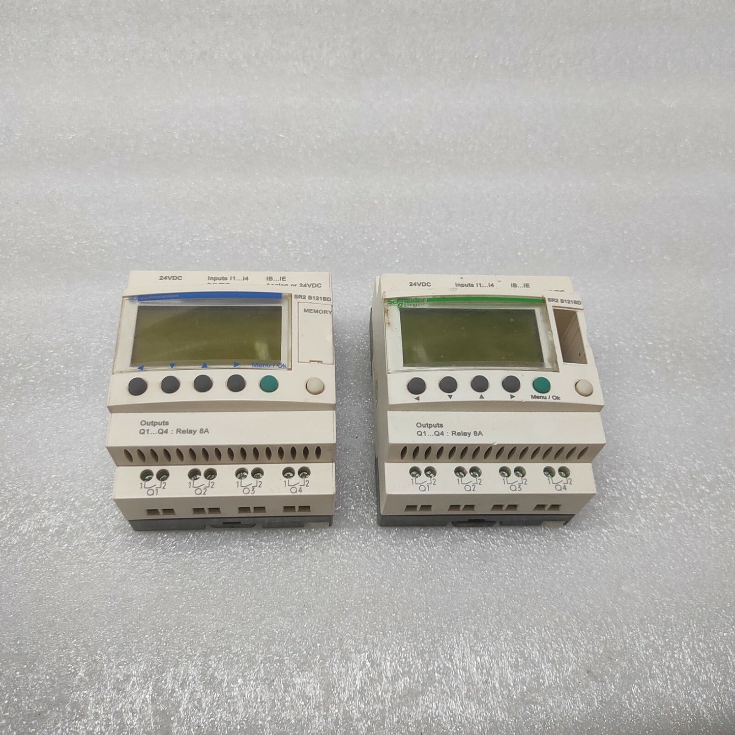 SE ZELIO SR2 B121BD ZELIO LOGIC RELAY 88960041 24VDC