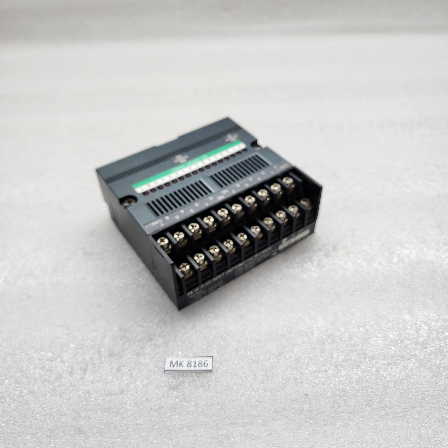 IDEC PFJ-N162U 16-DC INPUT UNIT
