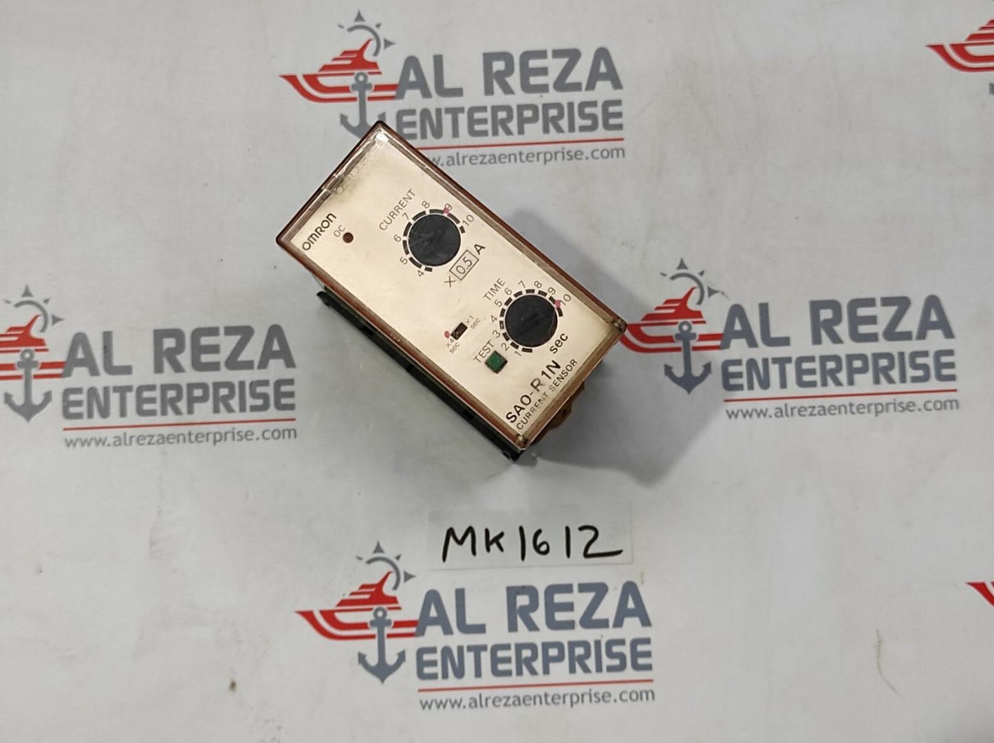 OMRON SAO-R1N ADJUSTABLE CURRENT SENSOR RELAY WITH TIME DELAY 100/110/120V