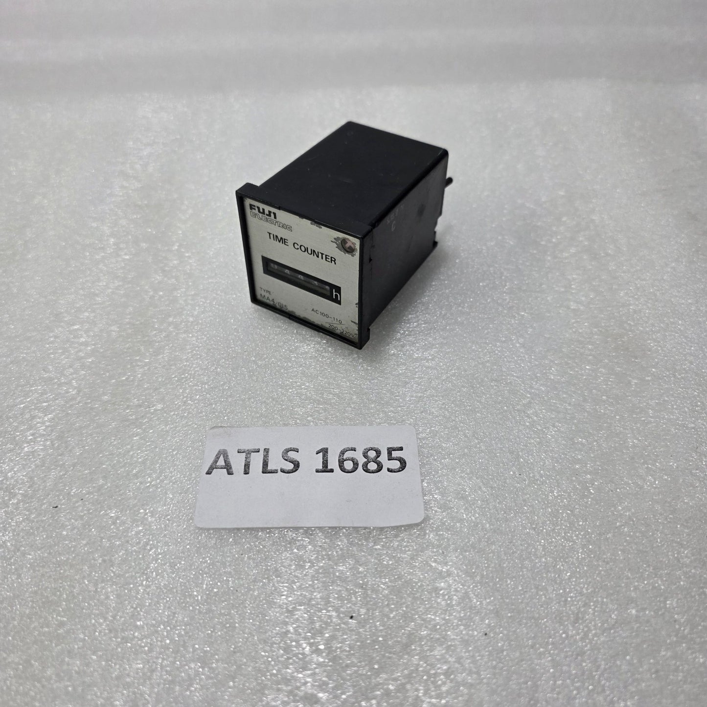FUJI ELECTRIC MA4-015 TIME COUNTER HOUR METER AC 100–110V / 200–220V