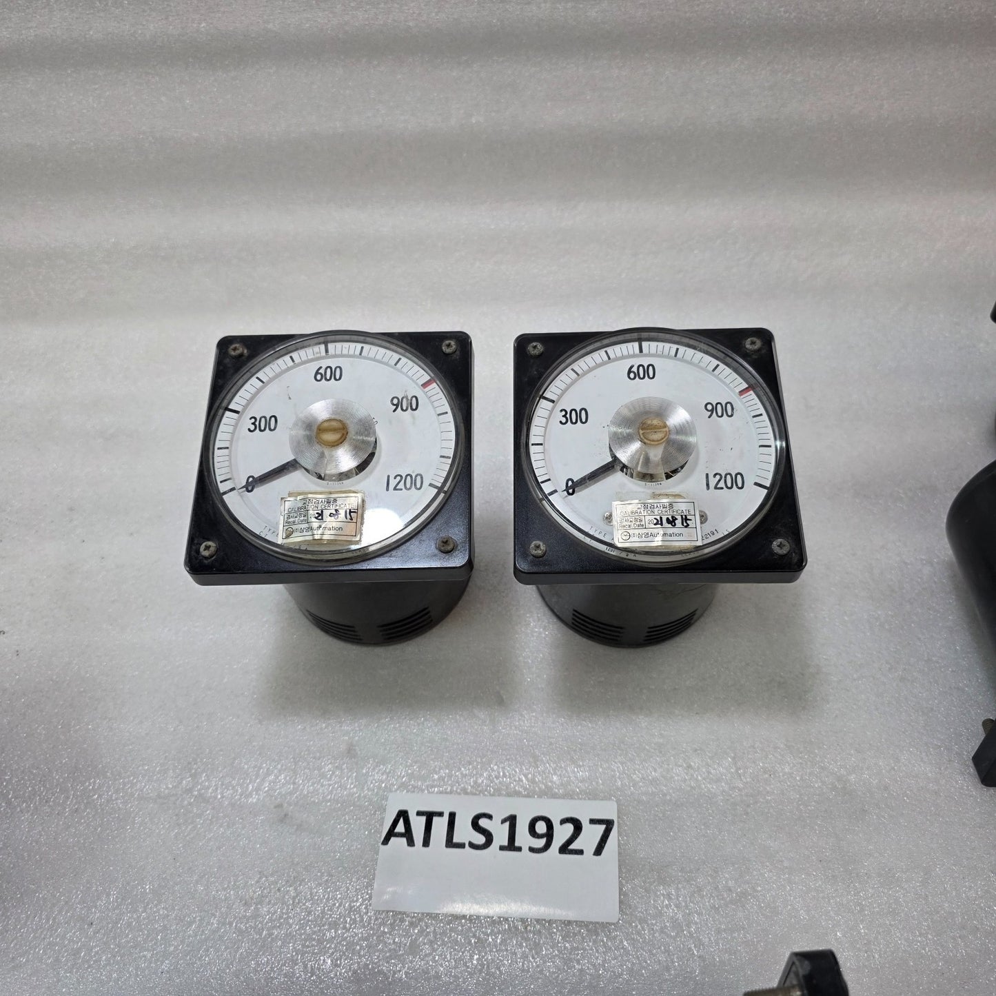 TOYO KEIKI AVF-11 PANEL METER CT 1200/5A ANALOG AMMETER AC CURRENT METER