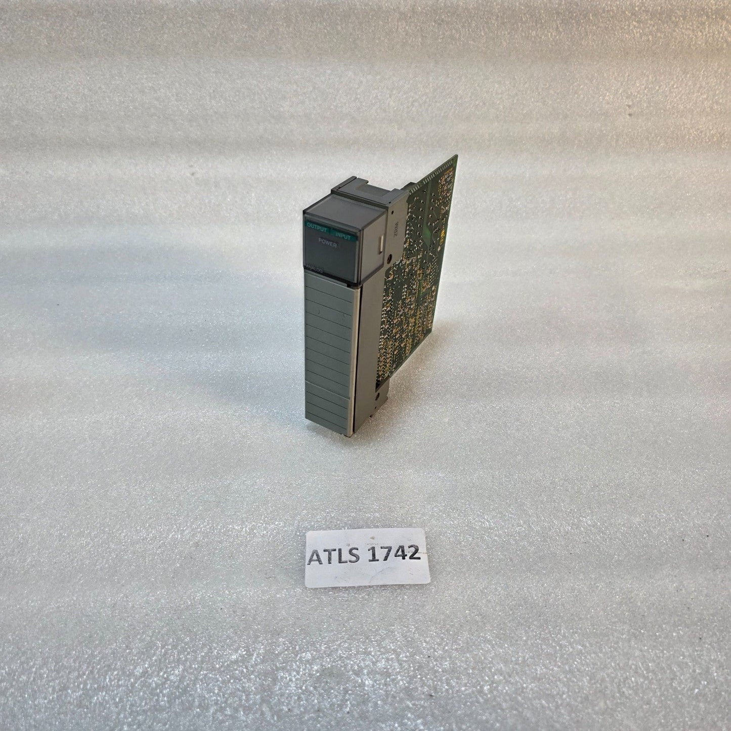 ALLEN-BRADLEY 1746-NIO4V SLC 500 ANALOG COMBINATION I/O MODULE – 2 ANALOG INPUTS