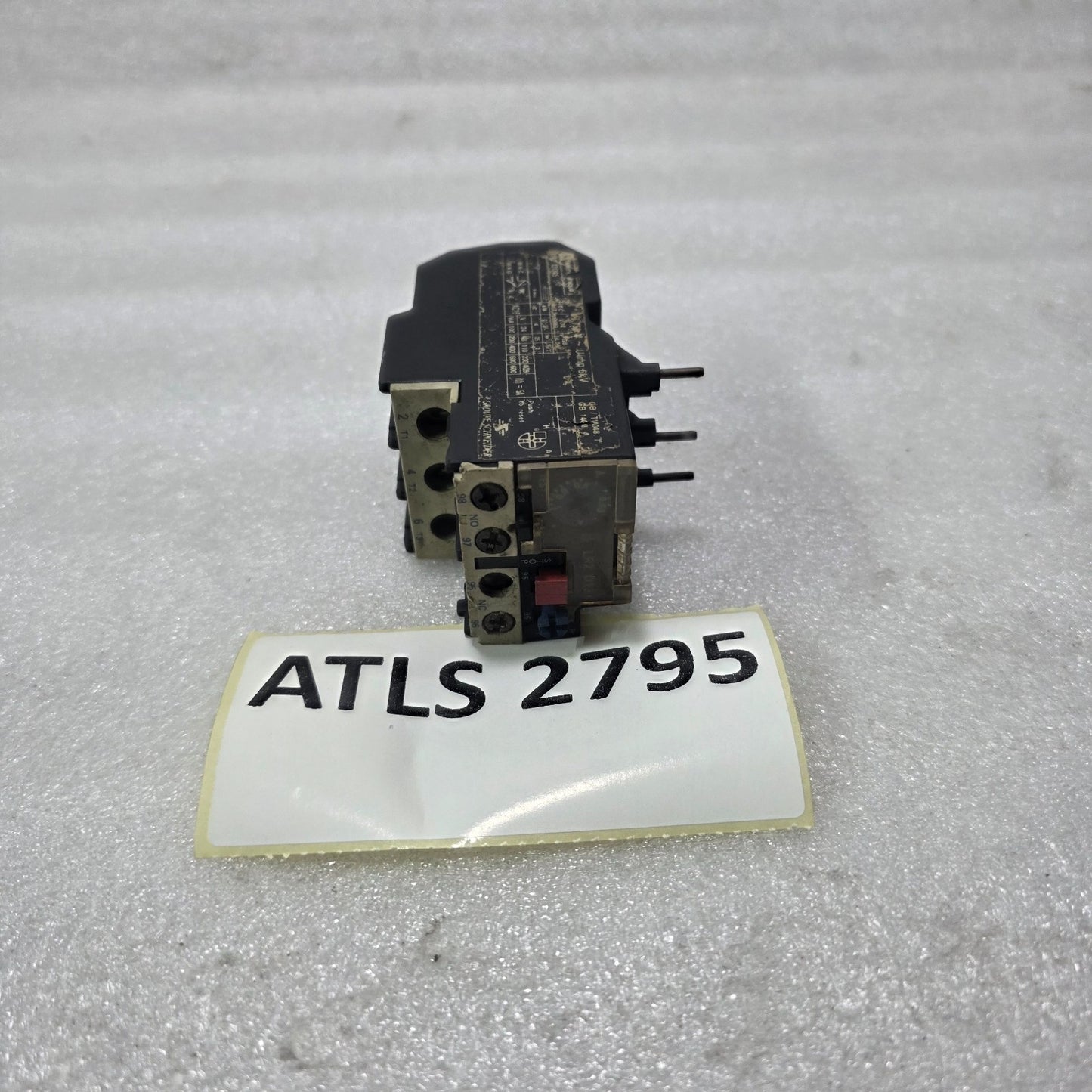 TELEMECANIQUE LR2 D1305 THERMAL OVERLOAD RELAY 0.63–1A MOTOR PROTECTION RELAY