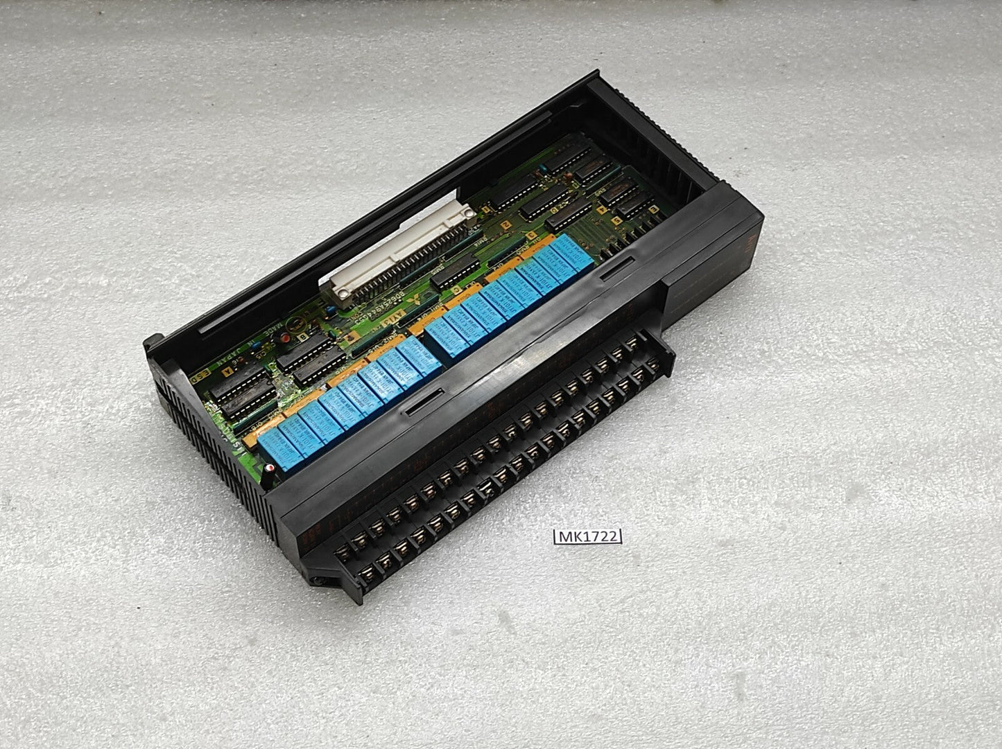 MITSUBISHI MELSEC AY13 PROGRAMMABLE CONTROLLER