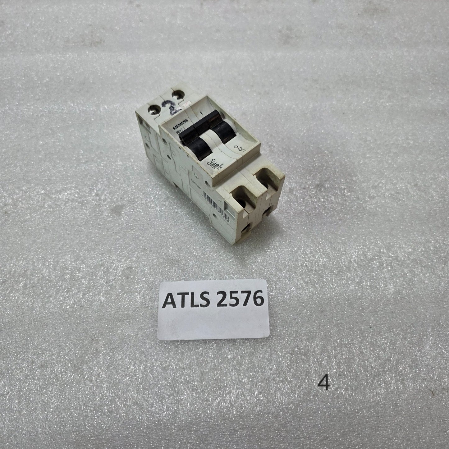 SIEMENS 5SX12 20A 2-POLE TYPE C MCB 380V 440V 3kA INDUSTRIAL CIRCUIT BREAKER