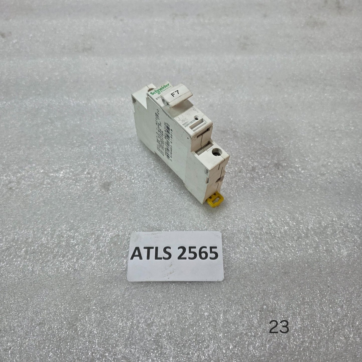 S ELECTRIC ACTI9 A9N15636 1-POLE FUSE CARRIER DISCONNECTOR 500V 10.3x38mm