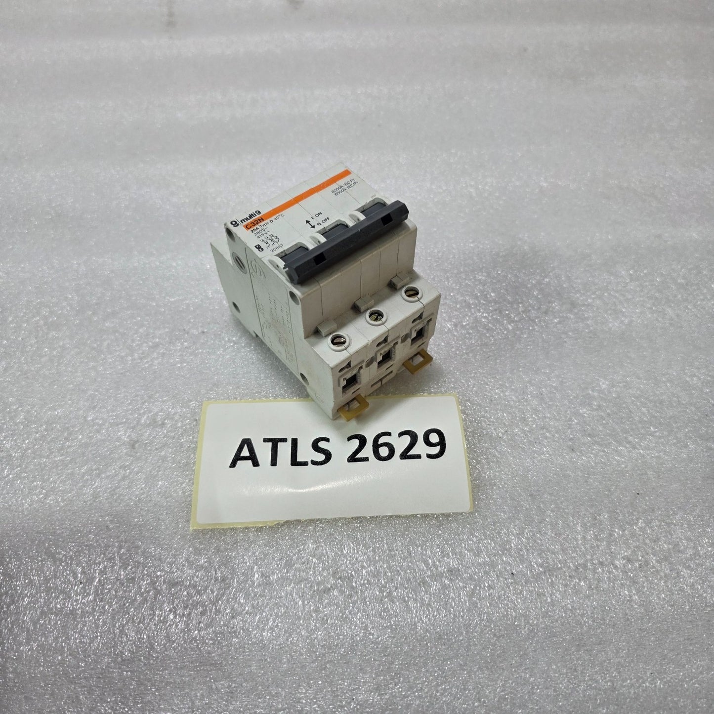MERLIN GERIN MULTI9 C32N D25A 3P TRIPLE POLE 25A MINIATURE CIRCUIT BREAKER MCB 3