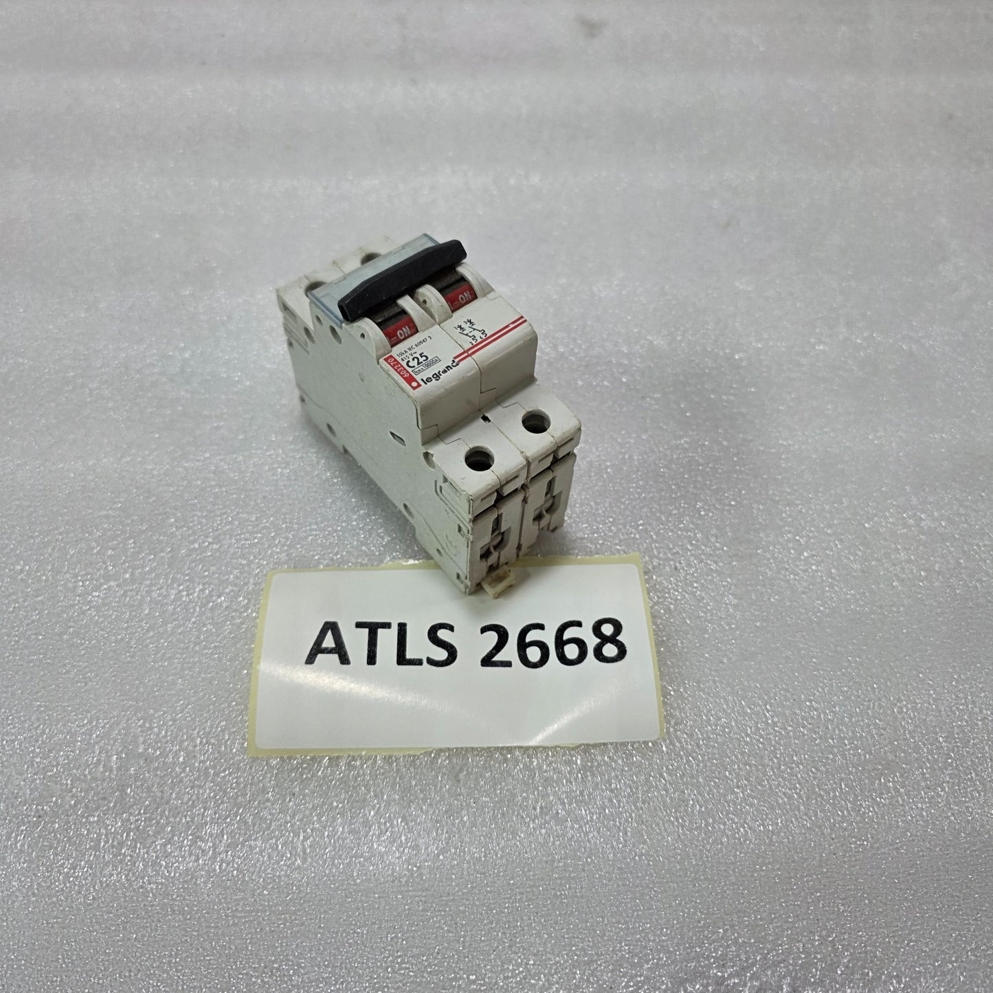 LEGRAND 603270 2P 25A TYPE C 415V 10KA MCB MINIATURE CIRCUIT BREAKER