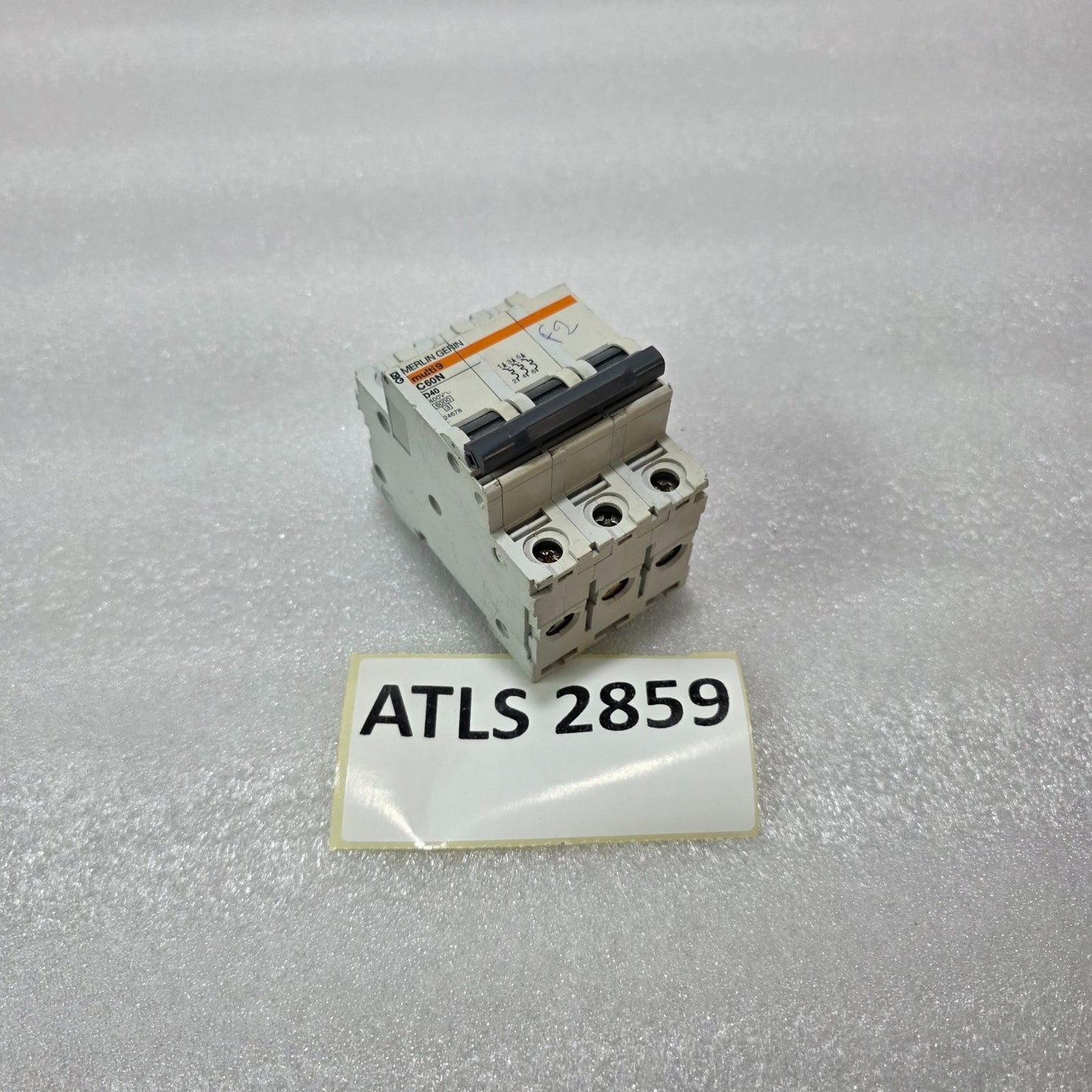 MERLIN GERIN | C60N D40 | MCB MINIATURE CIRCUIT BREAKER | 3-POLE | 400V | 40A TY