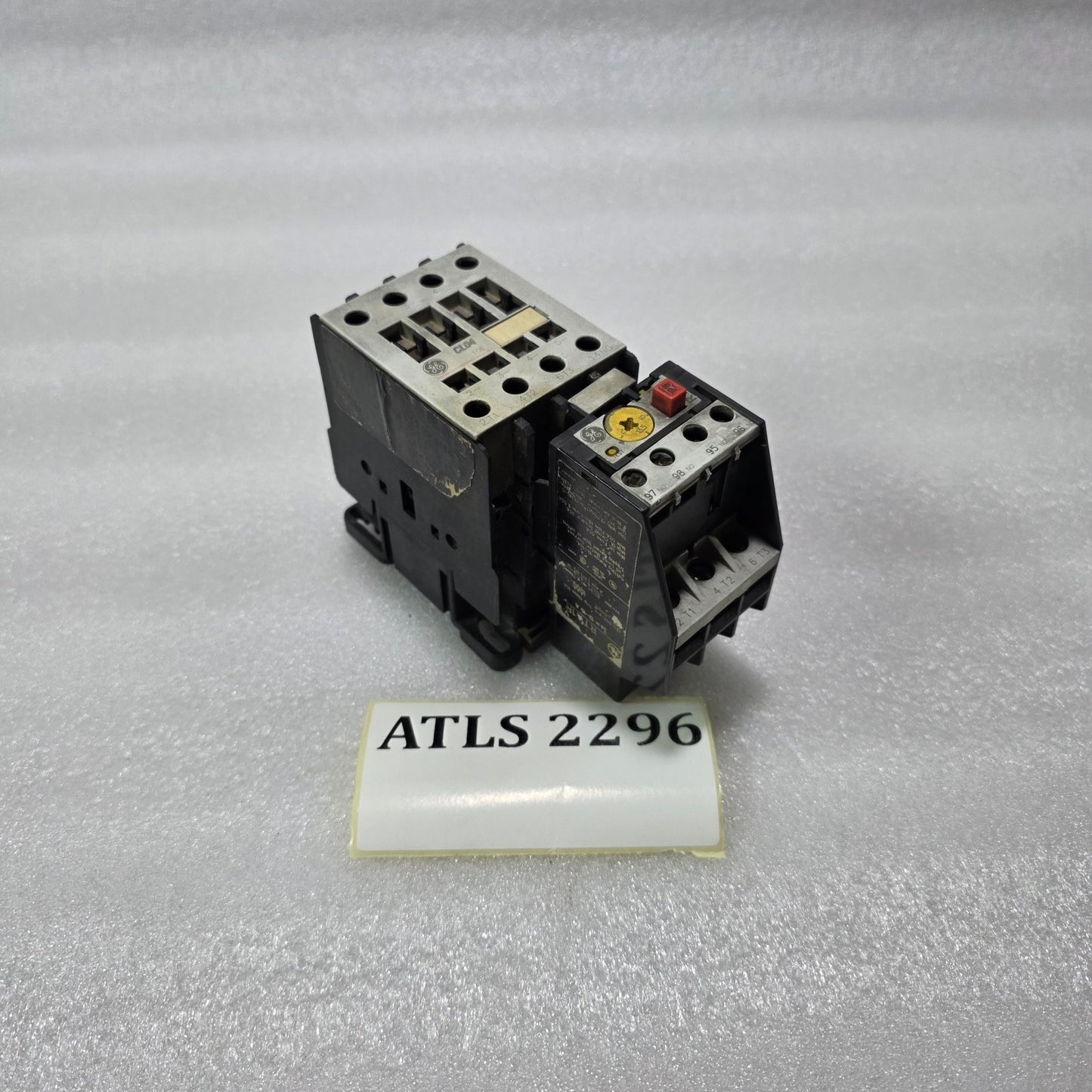 GE CL04A310M CONTACTOR WITH RTA1R THERMAL OVERLOAD RELAY 12-15A COMBINED UNIT